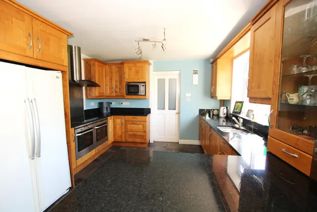 Satterley Close, Witham St Hughs, LN6, photo 3