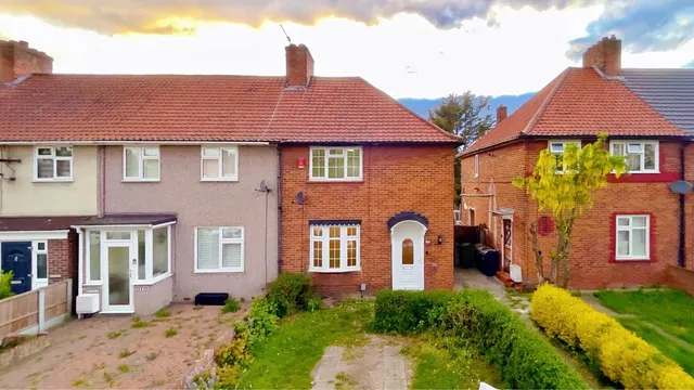 Valence Avenue, Dagenham, RM8, photo 1