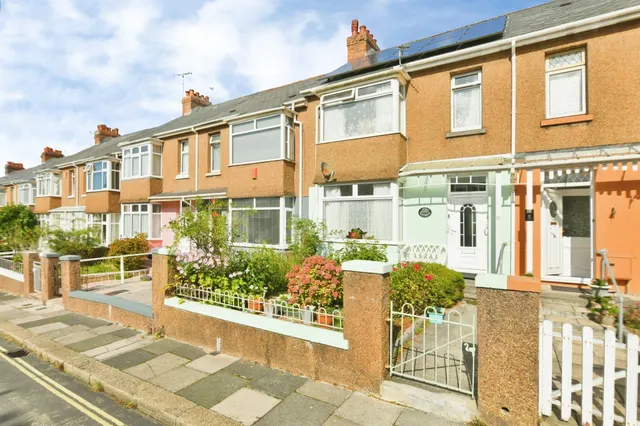 East Park Avenue, Plymouth, photo 1