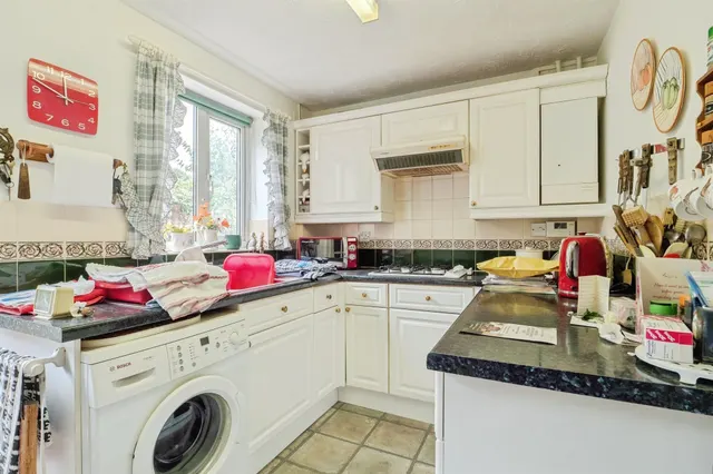 Porlock Close, Shepshed, LE12, photo 2