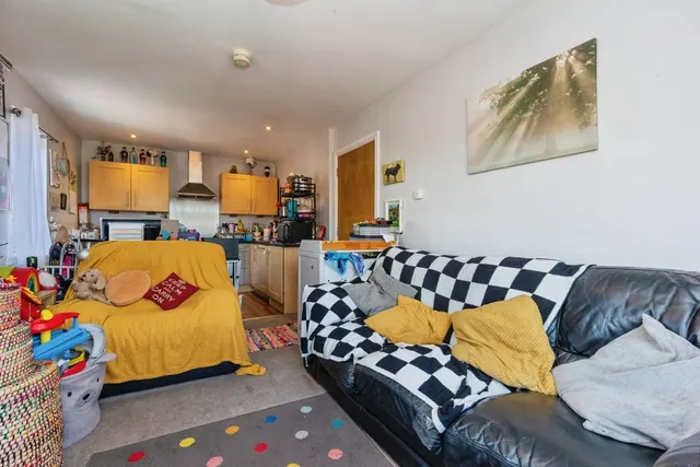 Photo 3 — Whitelow Road, Chorlton, Manchester, M21