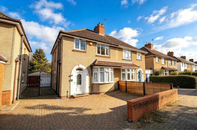 Donald Road, Bristol, BS13, photo 1