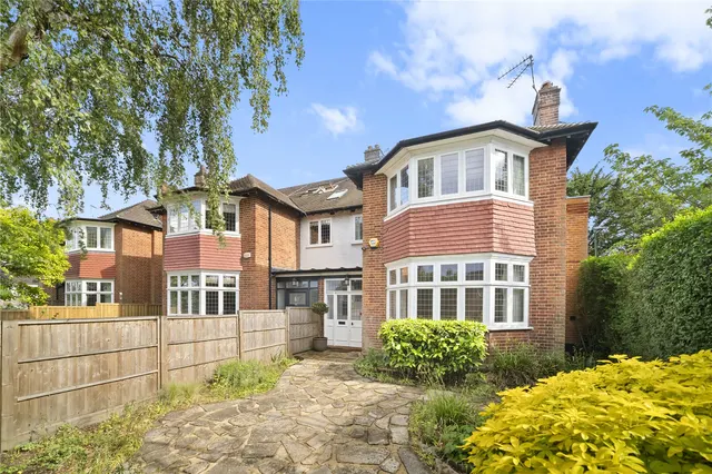 Upper Richmond Road West, Richmond, TW10, photo 1