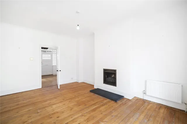 Upper Richmond Road West, Richmond, TW10, photo 3
