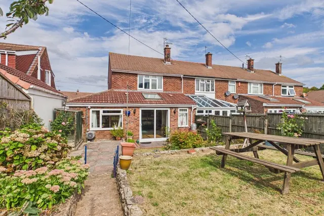 Photo 2 — Westward Drive, Pill, Bristol, BS20