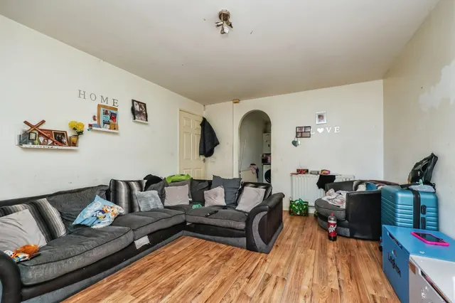 Jacklin Gardens, Nottingham, NG5, photo 3