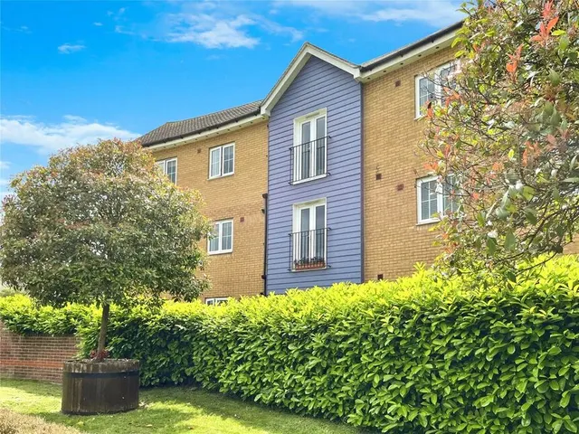 Lucerna Court, Bradbrook Drive, Kent, DA3, photo 1