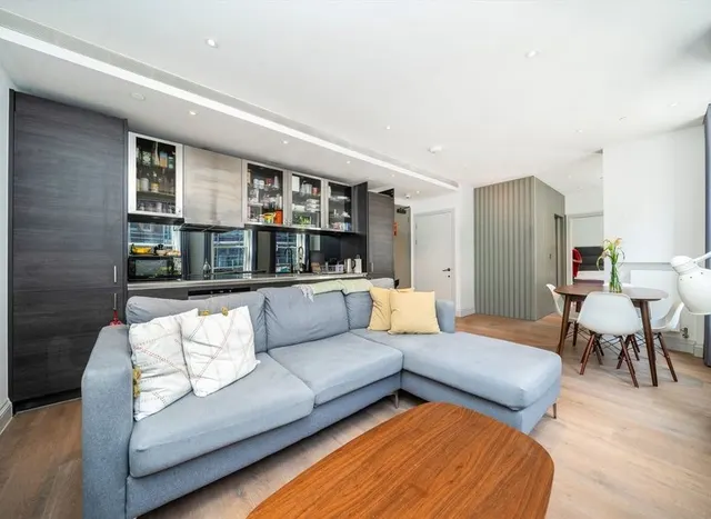 Gray's Inn Road, Bloomsbury, WC1X, photo 2