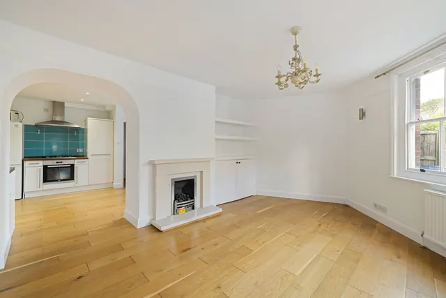 Longdene Road, Haslemere, GU27, photo 2