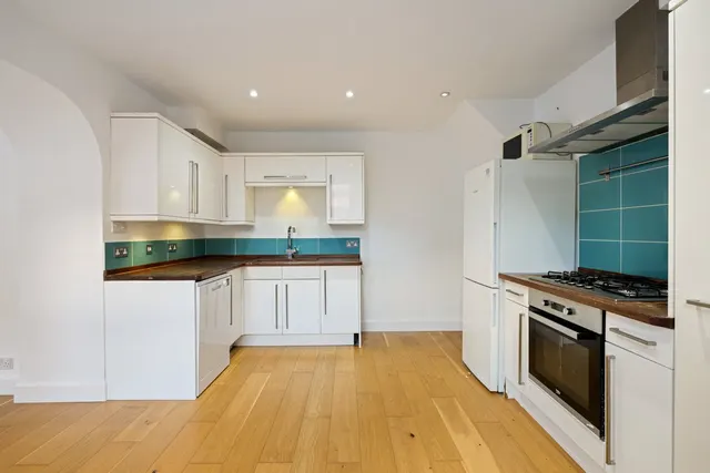 Longdene Road, Haslemere, GU27, photo 3