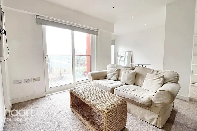 Aerodrome Road, NW9, photo 2