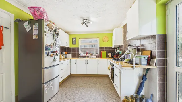 Photo 3 — Ambleside Gardens, Gunthorpe, Peterborough, PE4
