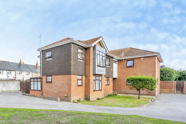 Linden Road, Bognor Regis, PO21, photo 1