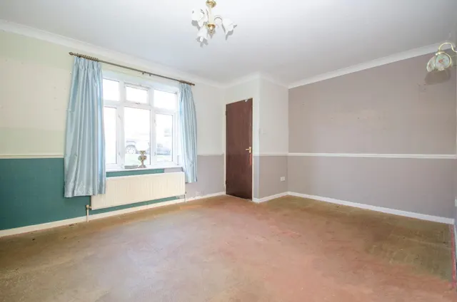 Photo 3 — Burke Drive, Southampton, SO19 6EF
