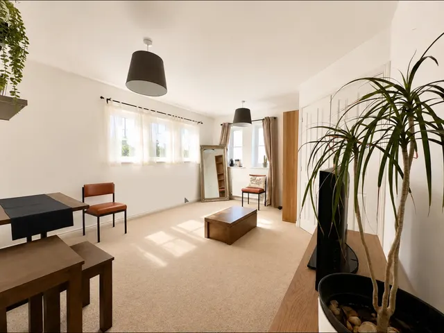 Greensand View, Woburn Sands, MK17, photo 1