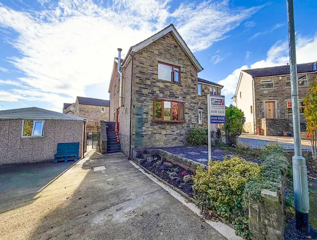 Nab View, Silsden, BD20 9PU, photo 1