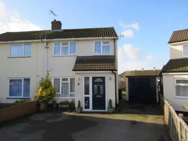 Alandale Close, Reading, RG2, photo 1