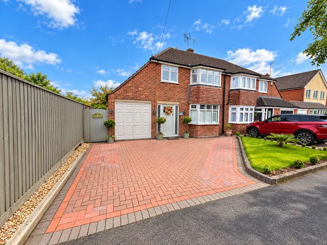 Segbourne Road, Rednal, B45, photo 1