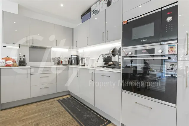 St Johns Road, Harrow, HA1, photo 2