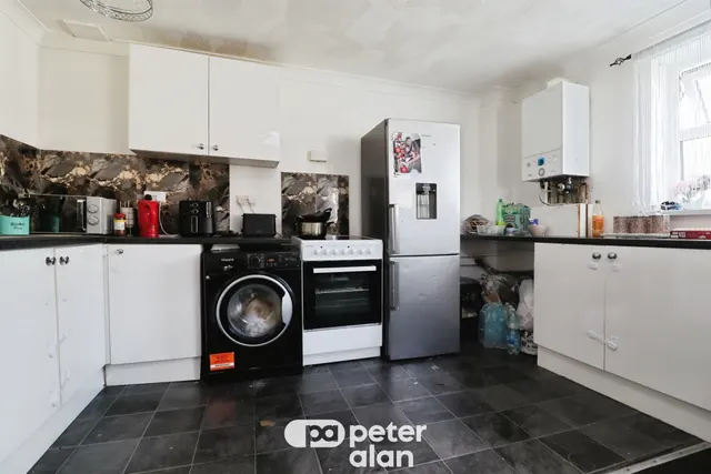 Railway Street, Cardiff, CF24, photo 3