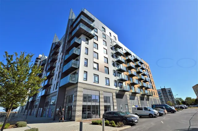 Peninsula Quay, Gillingham, ME7, photo 1