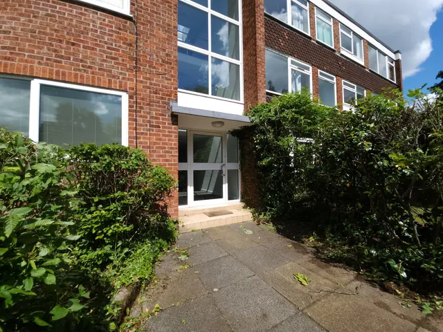 Blossomfield Road, Solihull, B91, photo 1