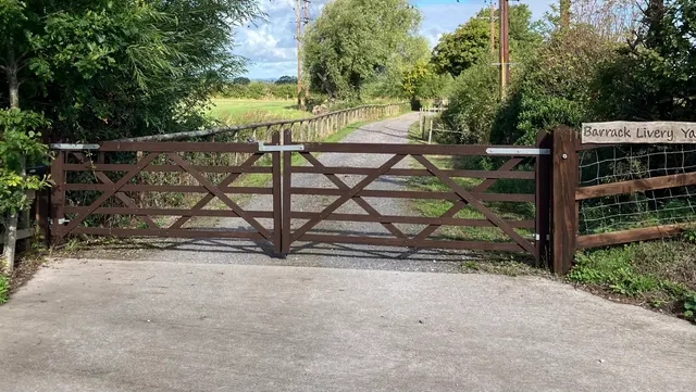 Coulston, Westbury, BA13, photo 2