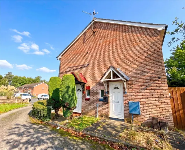 Lockhart Close, Manchester, M12, photo 1