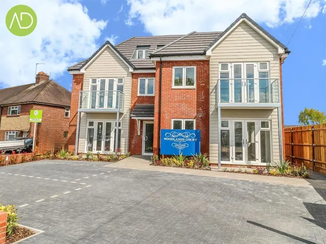 Woodlands Court, Hoddesdon EN11 0QE, photo 1