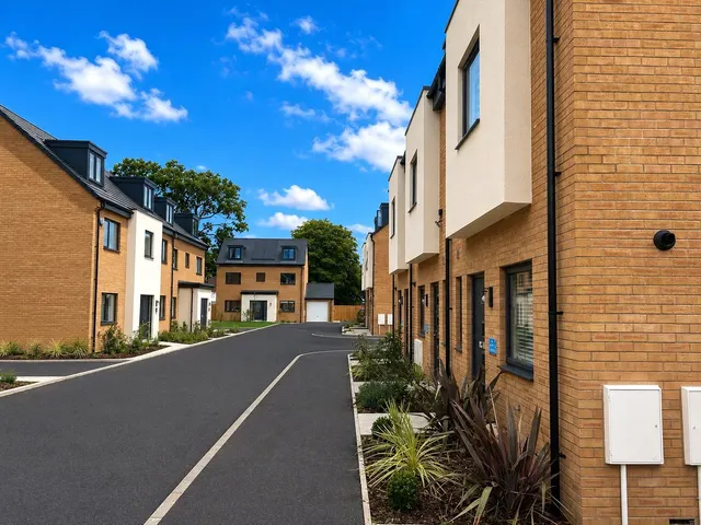 13 Stone Crescent, Gloucestershire, Stone Crescent, GL51 8DP, photo 1