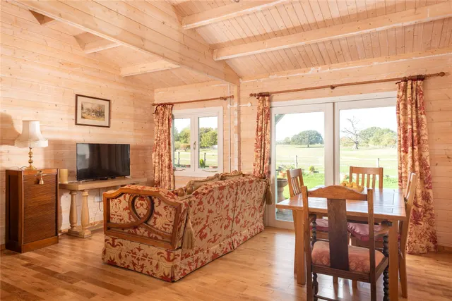 Thorncote Green, Hatch, SG19, photo 3