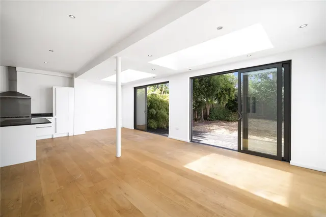 Hillbury Road, London, SW17, photo 3