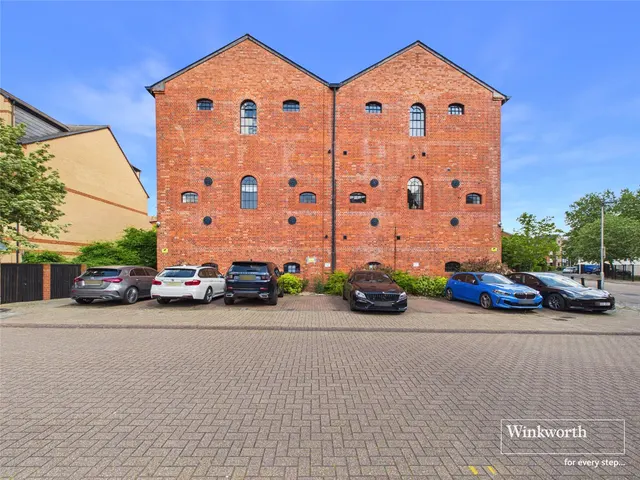 Photo 2 — Simmonds Malthouse, Fobney Street, Reading, Berkshire, RG1