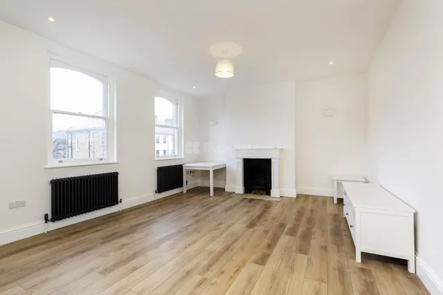 Stroud Green Road, N4, photo 2