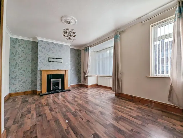 Newcastle Upon Tyne NE5 3LR, NE5, photo 2