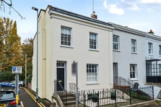Bath Parade, Cheltenham, GL53 7HN, photo 1