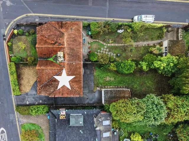 Church Road, Ashley Cross, BH14, photo 3