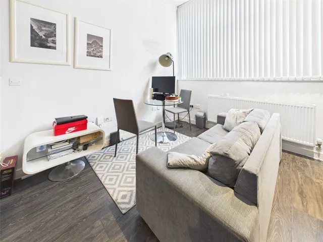 Edmund Street, L3, photo 2
