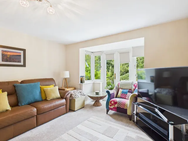 Wildmoor Wood Close, Stalybridge, SK15, photo 3