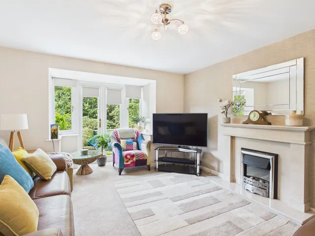 Wildmoor Wood Close, Stalybridge, SK15, photo 2
