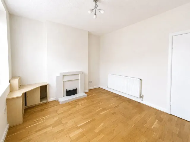 Mill Street, Mansfield, NG18, photo 2