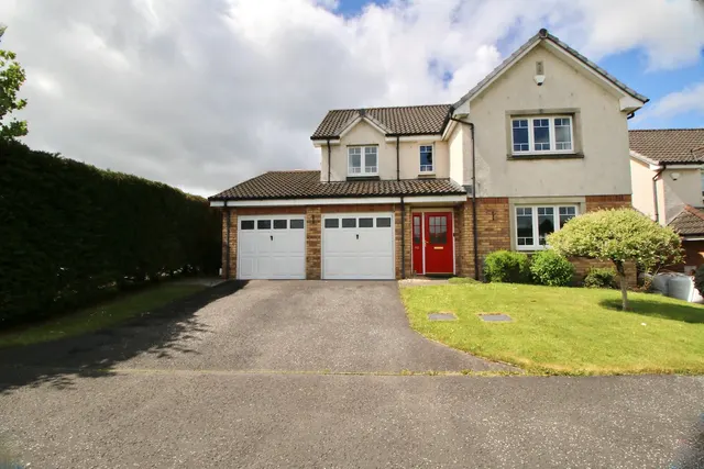 Westdale Drive, Moodiesburn, G69 0NP, photo 1