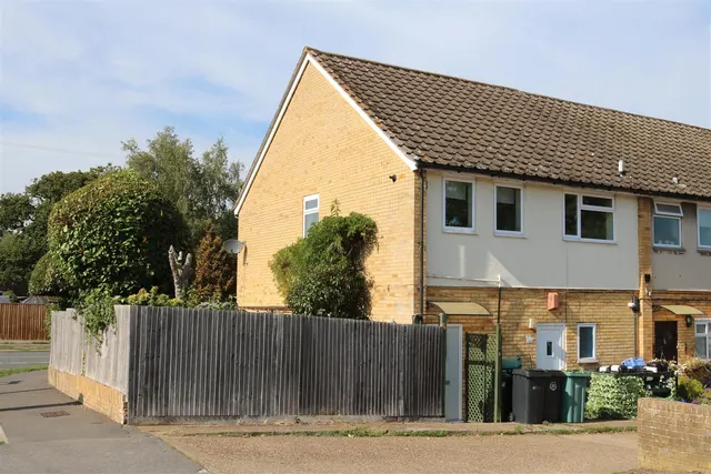 Penrose Road, Fetcham, KT22, photo 1
