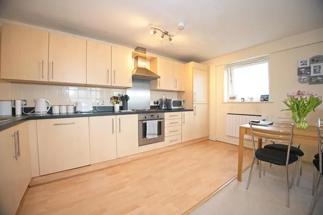 Photo 2 — Overstone Court, CARDIFF, South Glamorgan, CF10