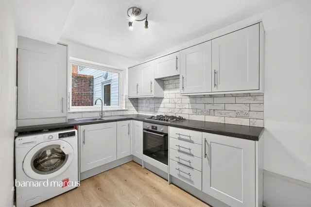 St. James Road, Sutton, SM1, photo 3