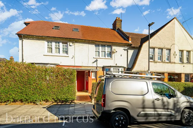Tower Gardens Road, London, N17, photo 1