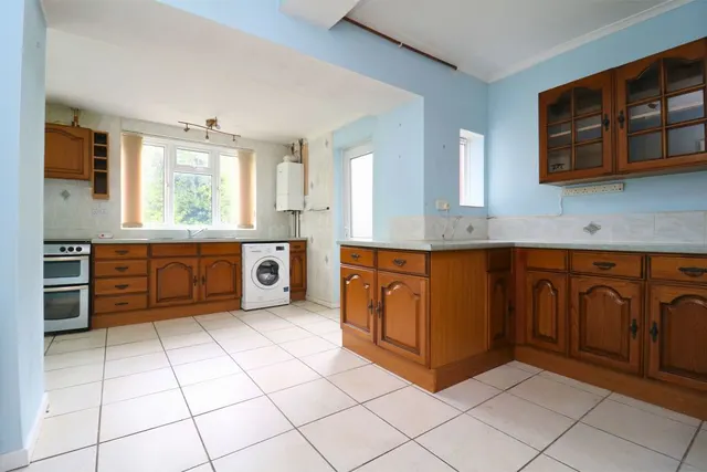Delves Crescent, Walsall, WS5, photo 2