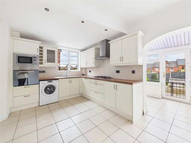 Joan Avenue, Heanor, DE75, photo 2