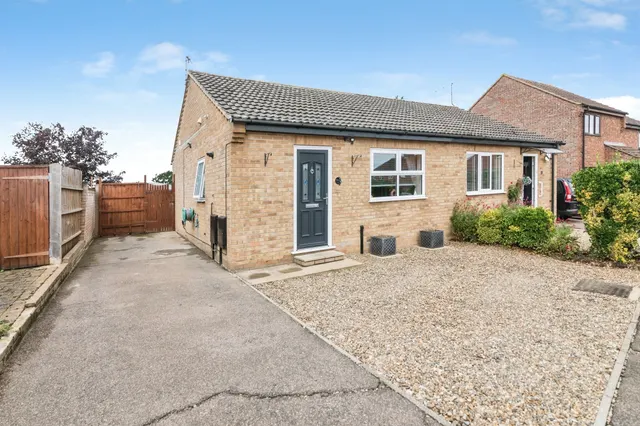 Coxs Close, Beccles, photo 1