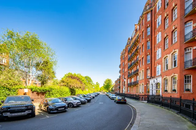 101 Oakwood Court, Abbotsbury Road, London, photo 1